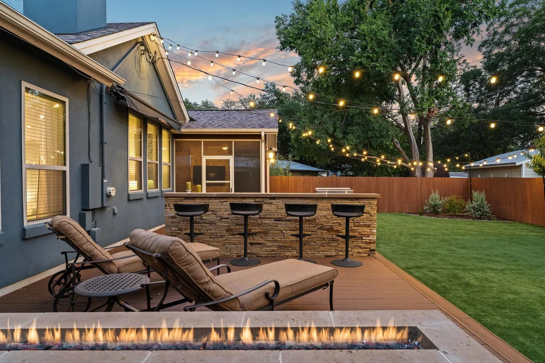 Photo of 2903 Village DR
