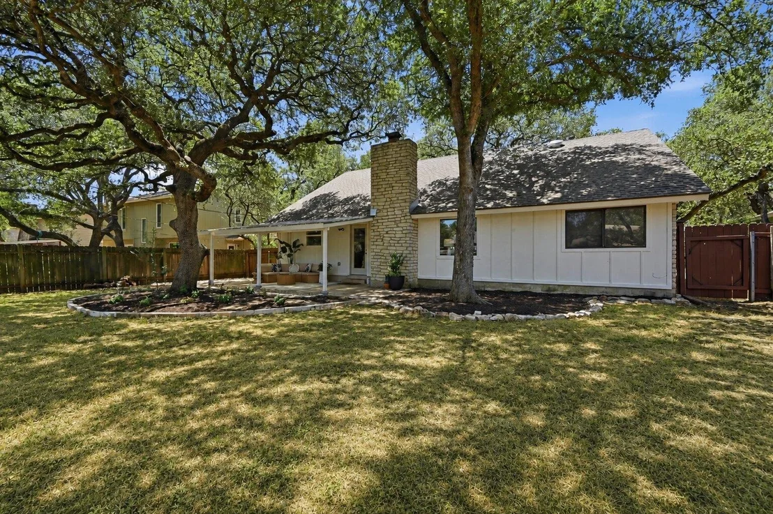 Photo of 4814 White Elm DR
