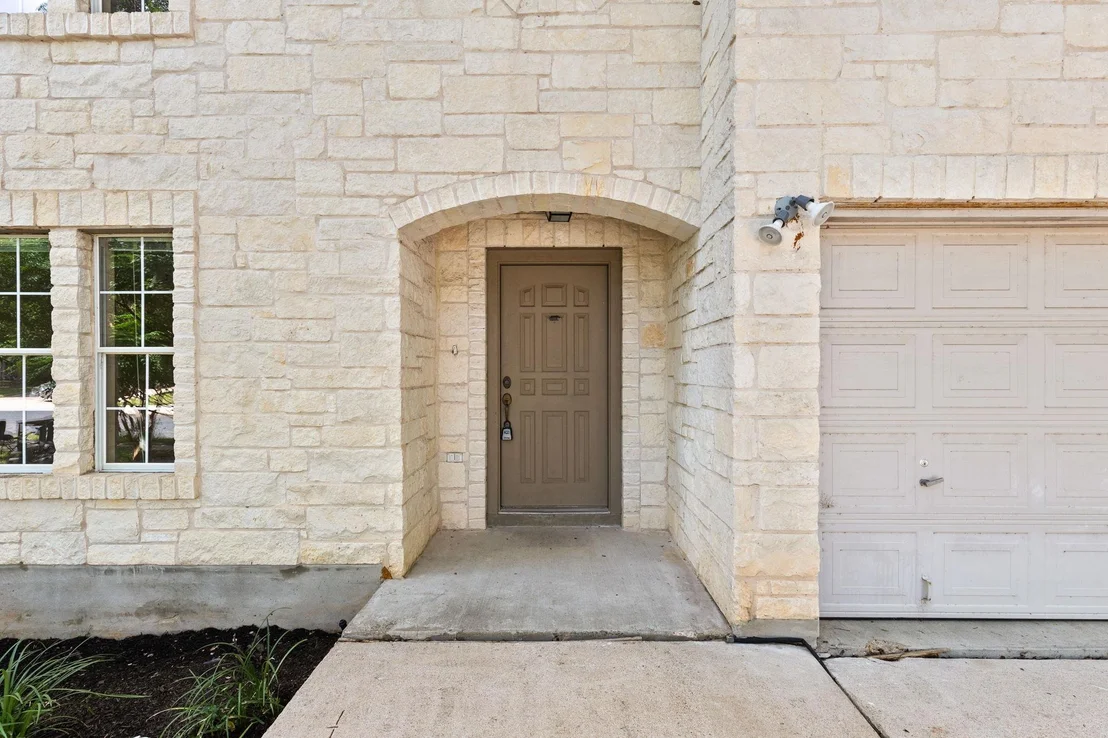 Photo of 11304 Pickard LN