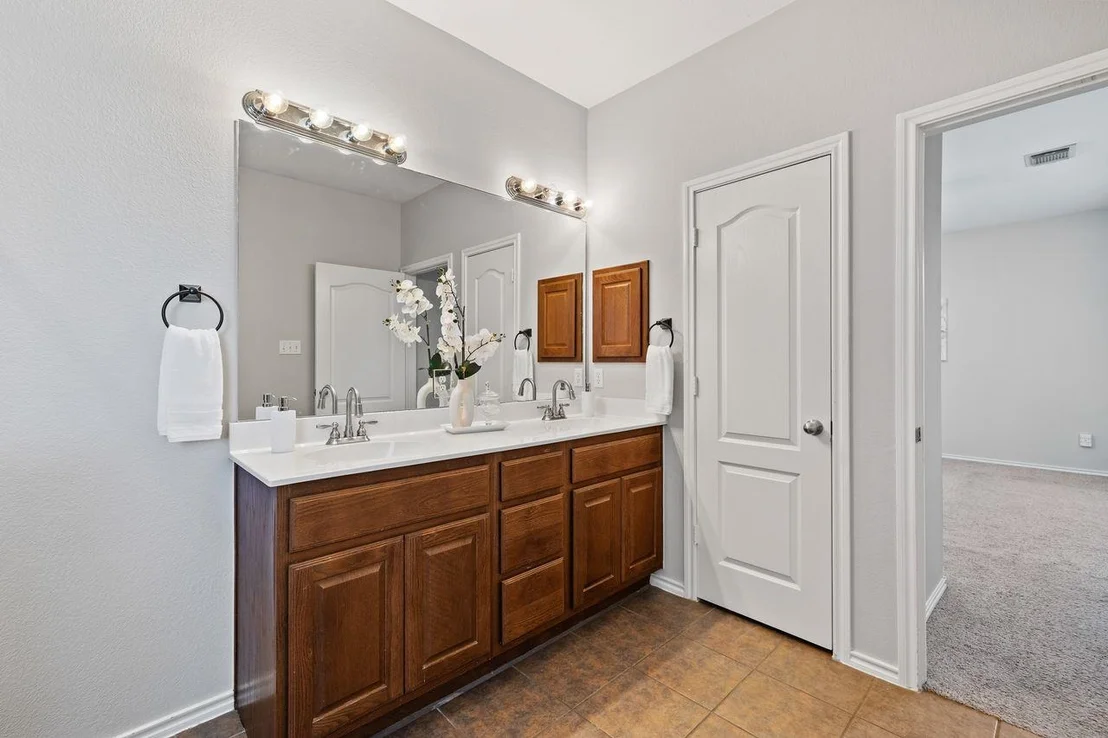 Photo of 3721 Pine Needle CIR