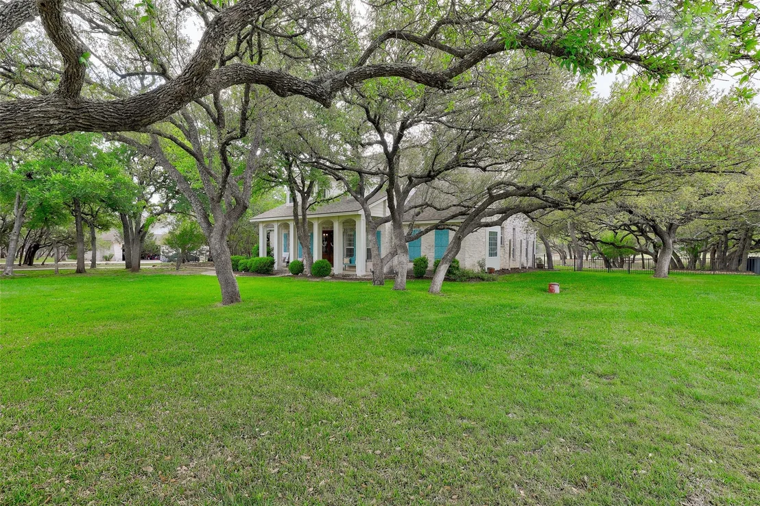 Photo of 426 Logan Ranch RD