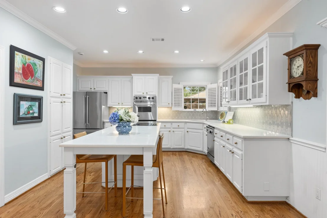 Photo of 10401 Pinehurst DR