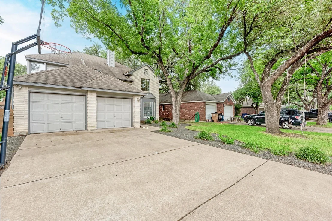 Photo of 12203 Arrowwood DR