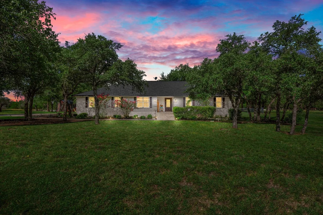Photo of 350 Lost River RD