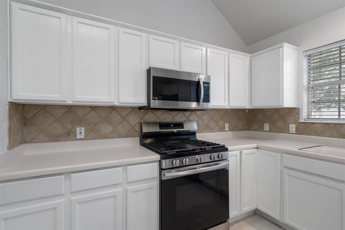 Photo of 2820 Blue Jay DR