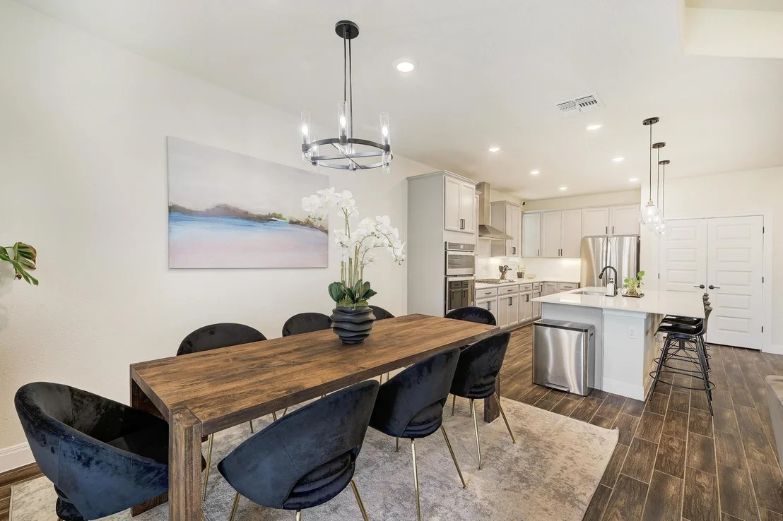 Photo of 6409 Folsom Ave