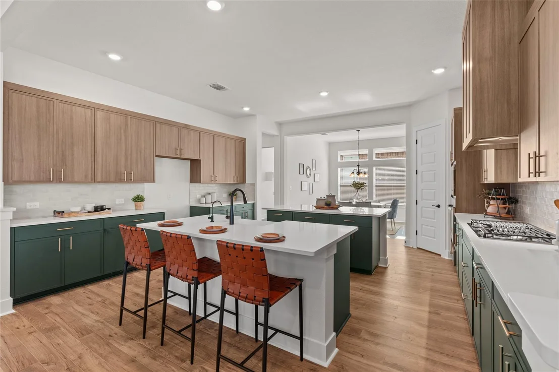 Photo of 2116 Tobiano TRCE