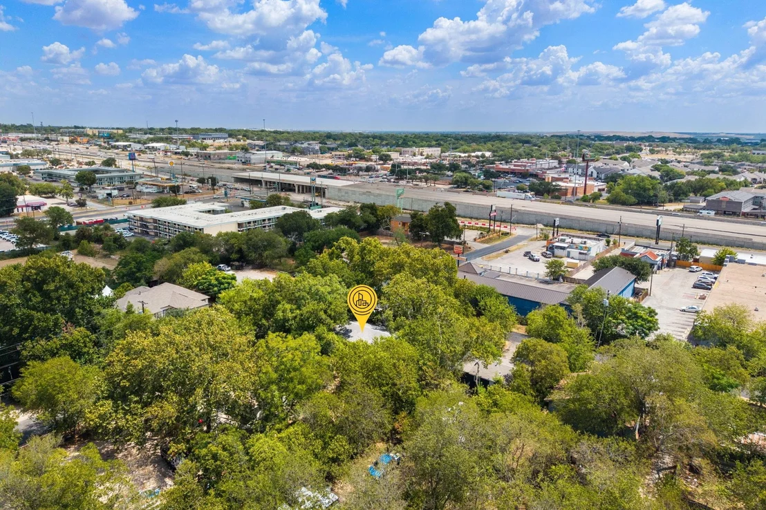 Photo of 9106 Capitol DR