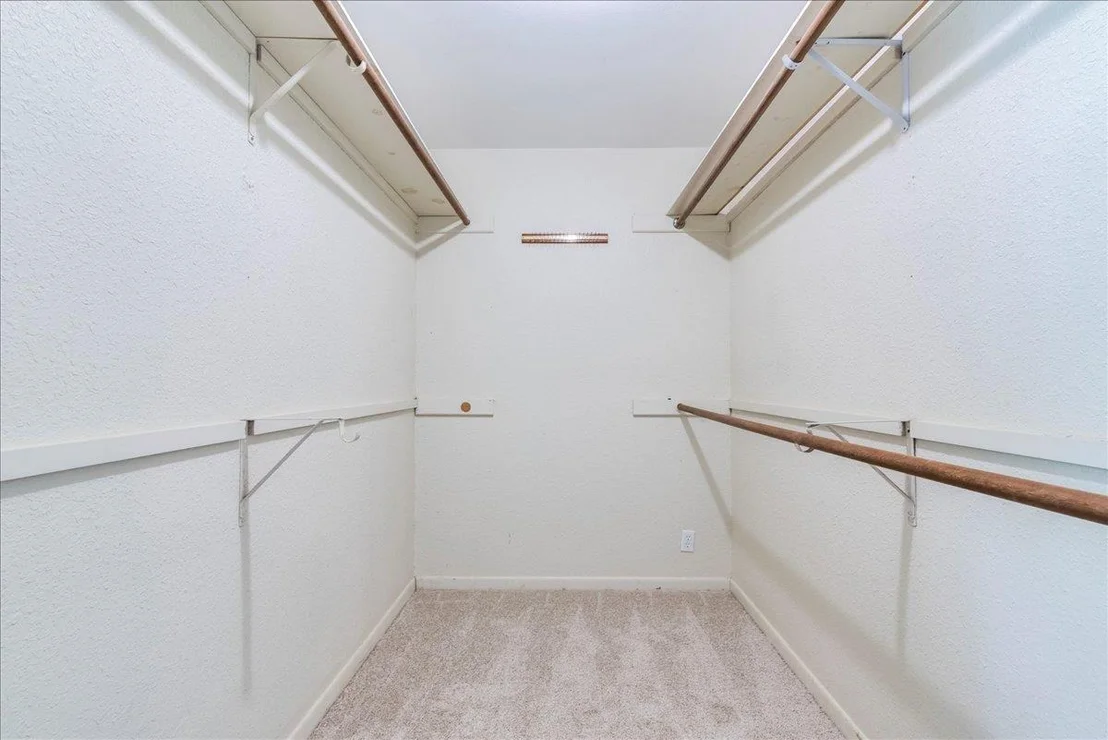 Photo of 7300 Tanbark CV