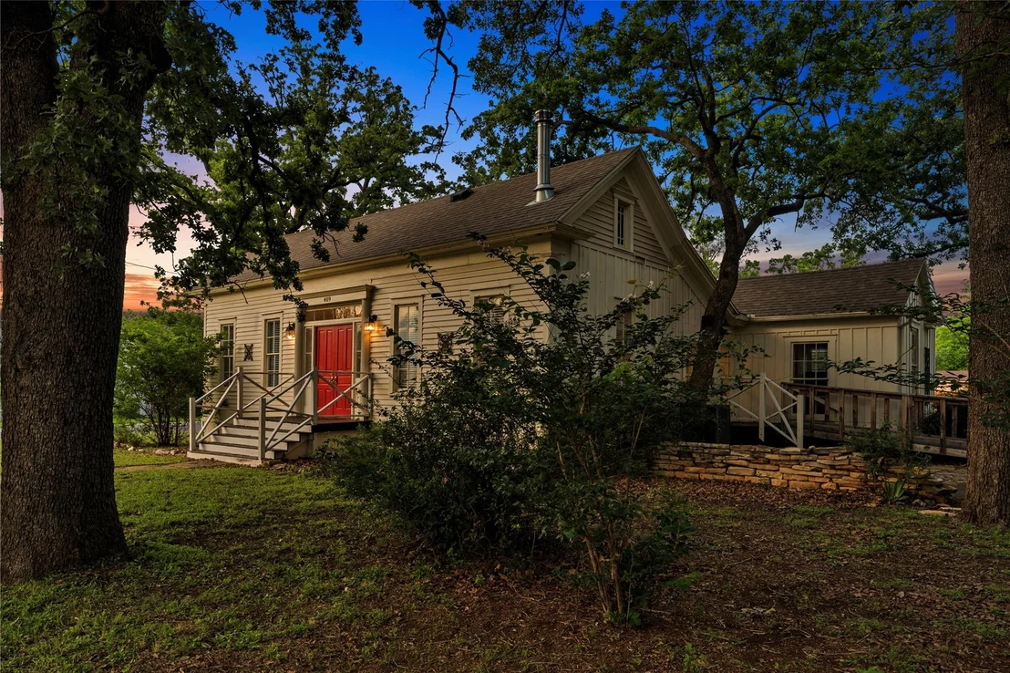 Photo of 409 N Main ST