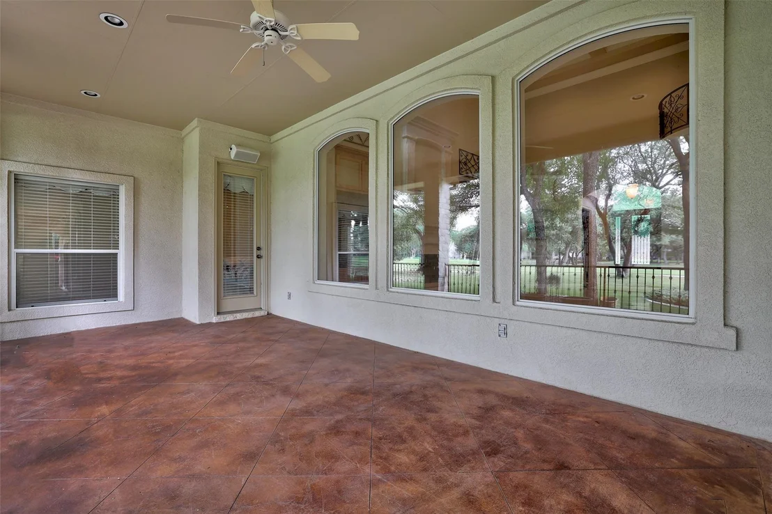 Photo of 25 Meadows End DR