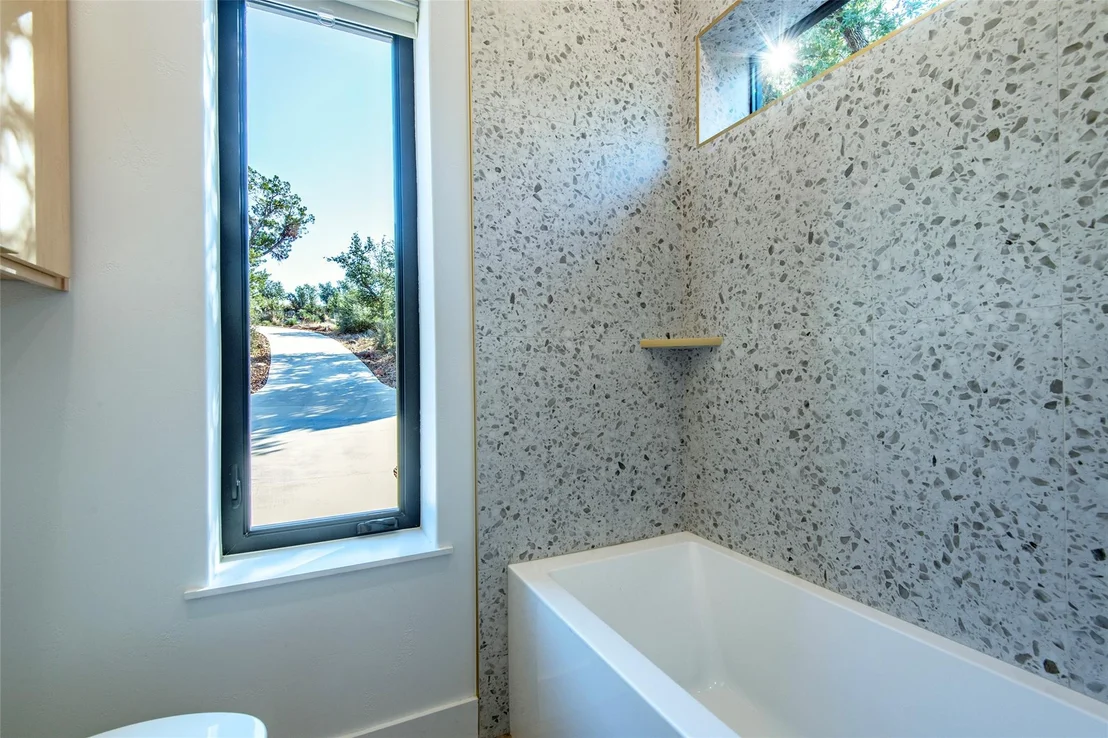 Photo of 247 Peninsula DR
