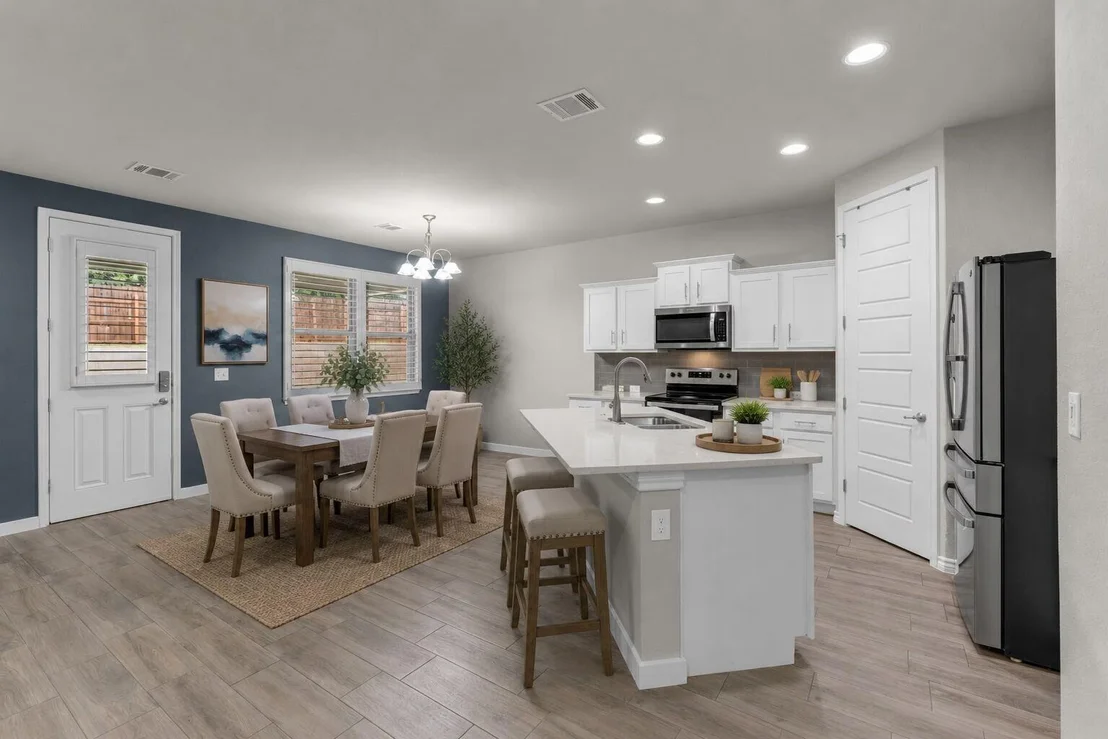 Photo of 511 Taylor DR