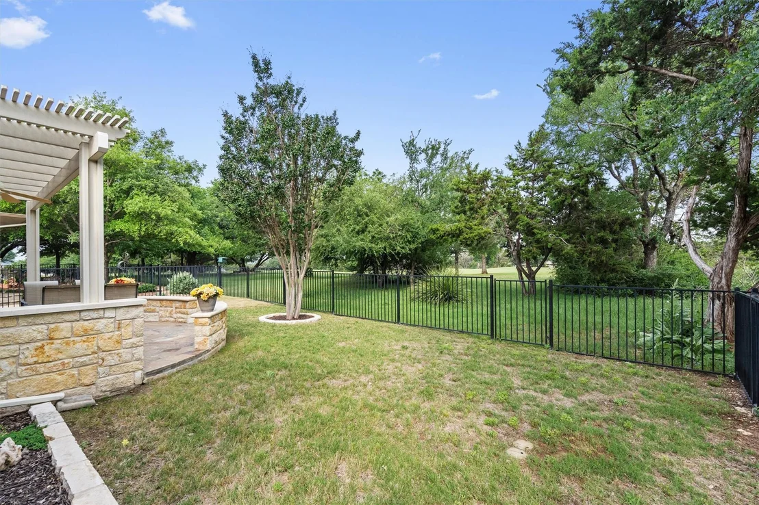 Photo of 315 Cooper Lake DR