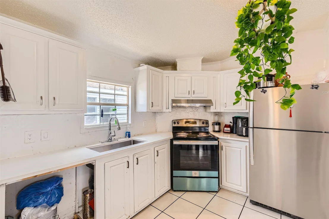 Photo of 7621 NORTHVIEW LN