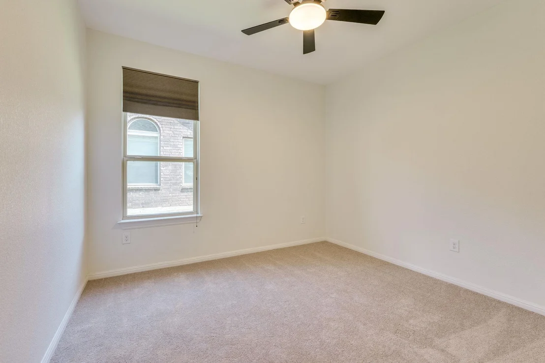 Photo of 620 Carly Ann LN