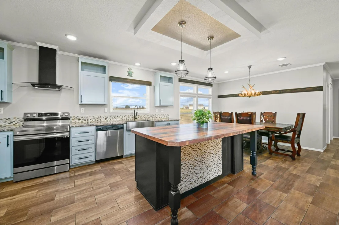 Photo of 128 Dockal DR