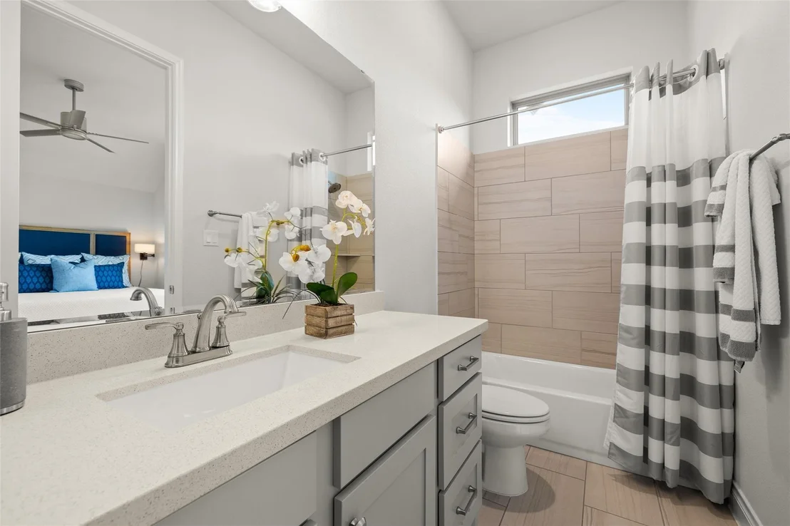 Photo of 216 Indian Grass CV