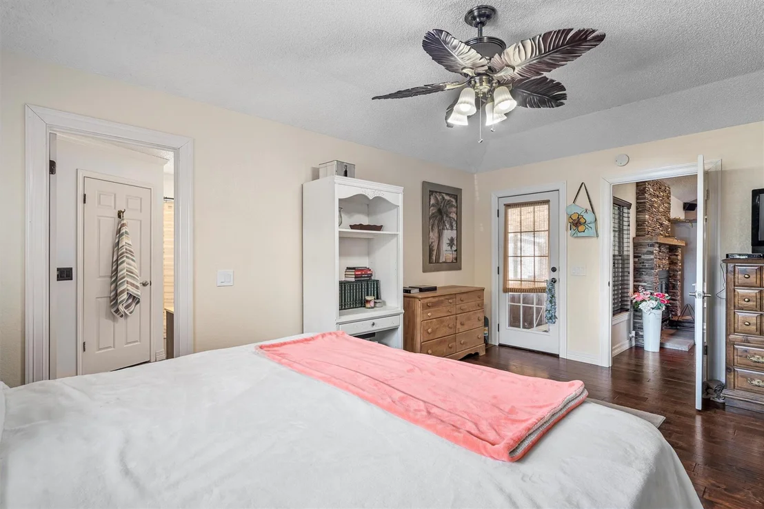 Photo of 2201 Carolyn DR