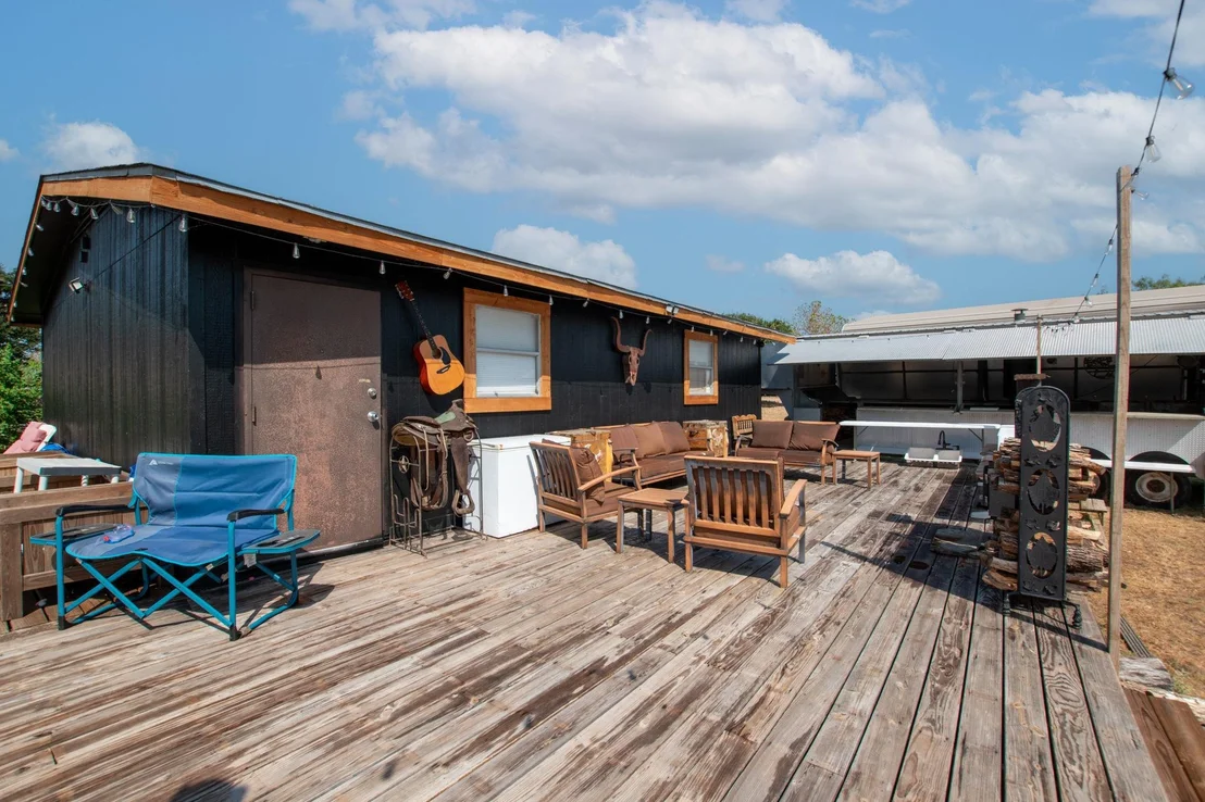 Photo of 817 Ridgeway