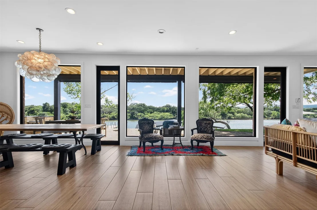 Photo of 237 Waters Edge