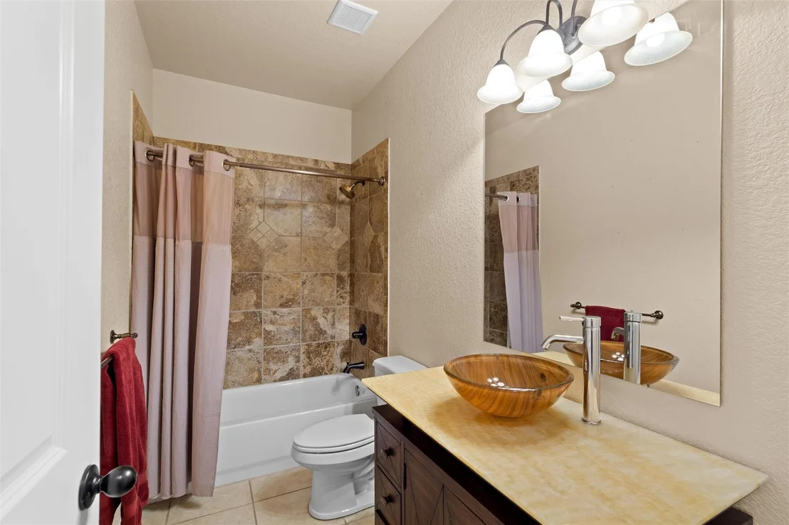 Photo of 5545 Cliff Estates RD
