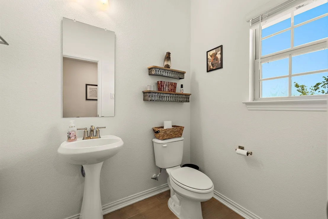 Photo of 100 Windgate DR