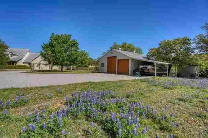 Photo of 730 S Chaparral