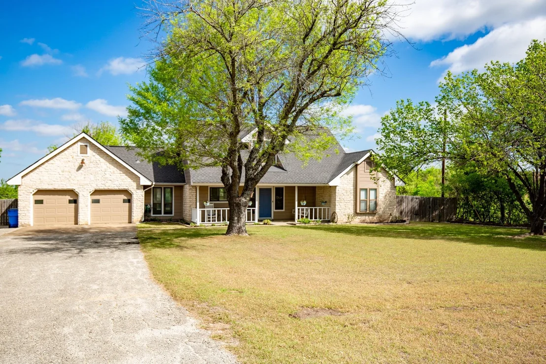 Photo of 1200 VAPOR DR