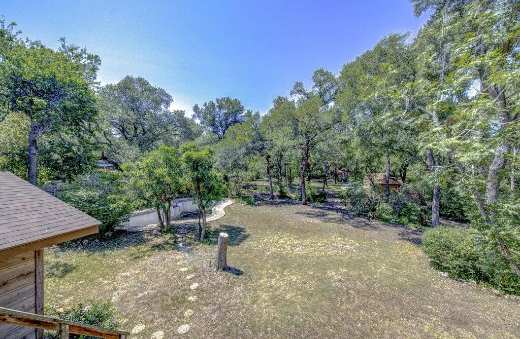 Photo of 8205 Cliffview DR