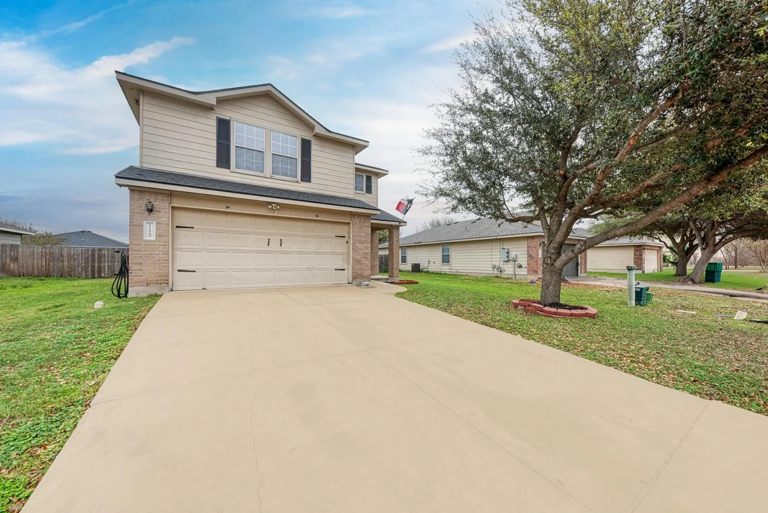 Photo of 115 Camellia DR
