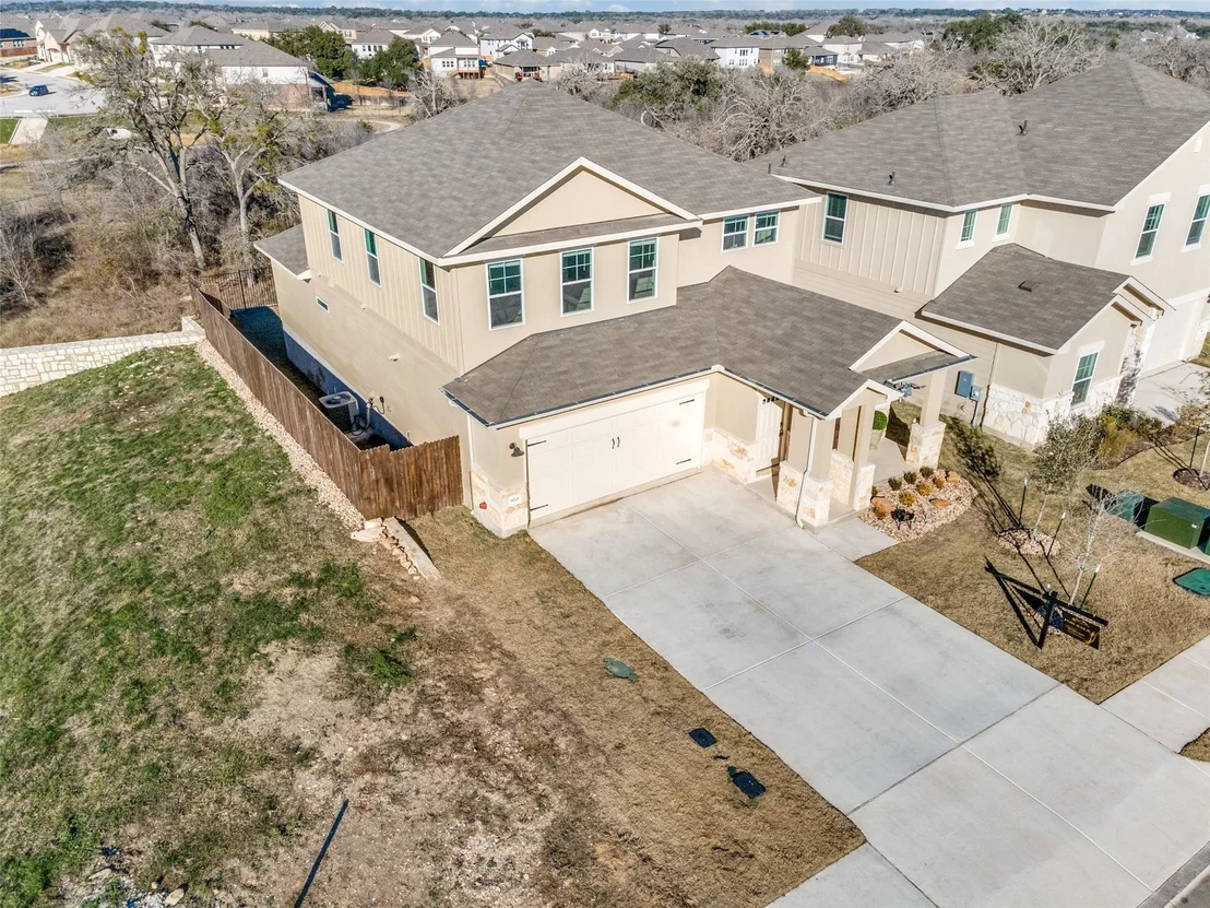 Photo of 920 View DR