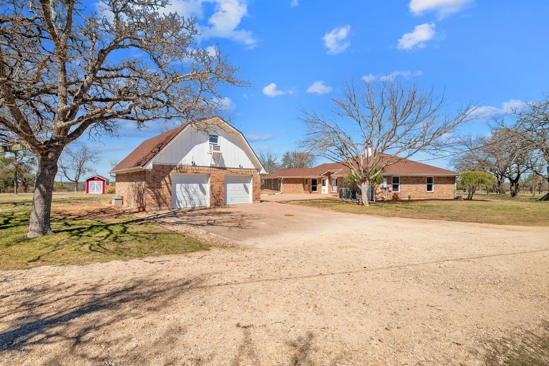 Photo of 201 Young Ranch RD