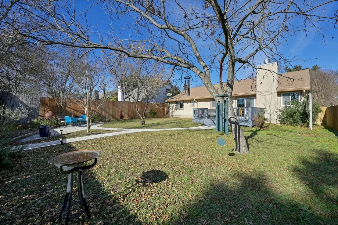 Photo of 4301 Red Cloud DR