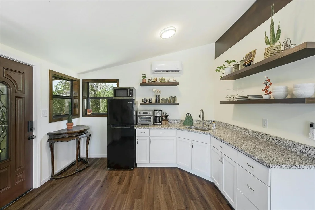 Photo of 1255 Rolling Oaks DR