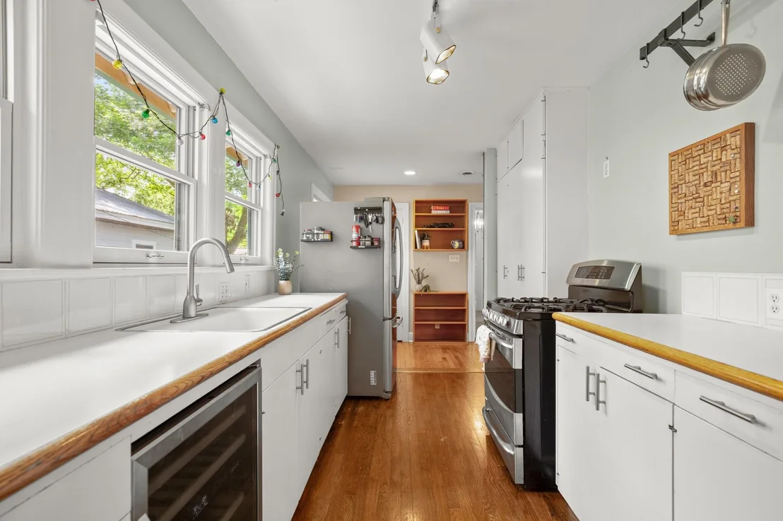 Photo of 4515 Avenue B Ave