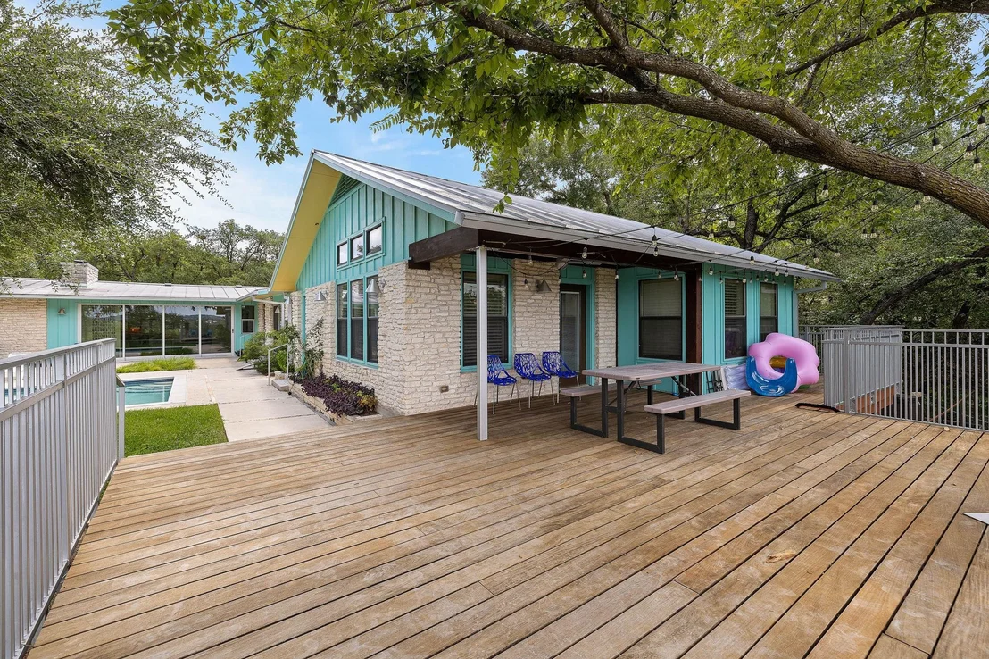 Photo of 706 Barton BLVD