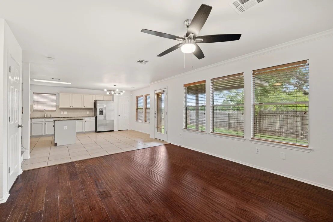 Photo of 725 Leann LN