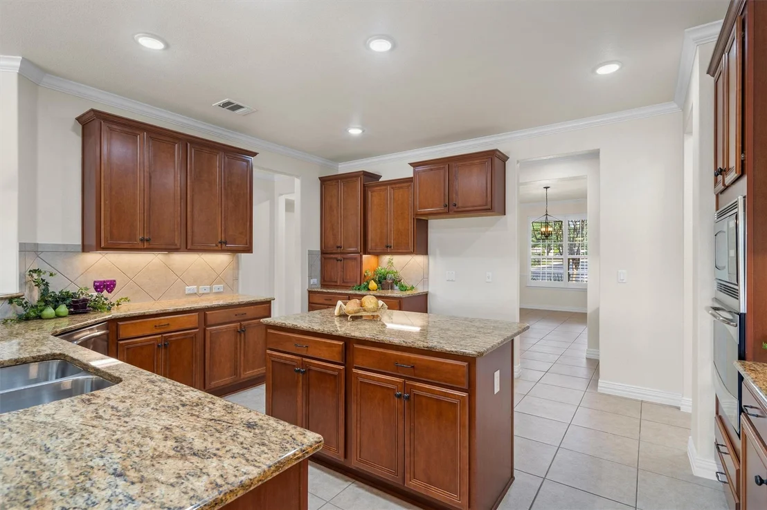 Photo of 300 Pipe Creek LN