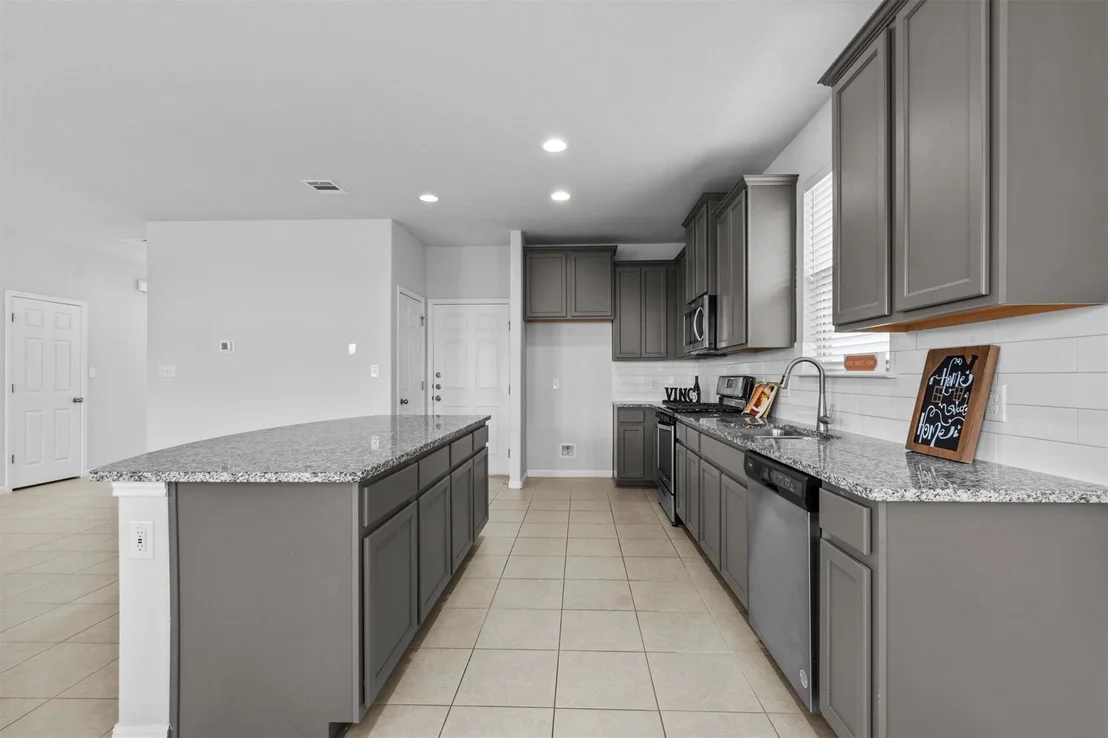 Photo of 520 Betty Ann WAY