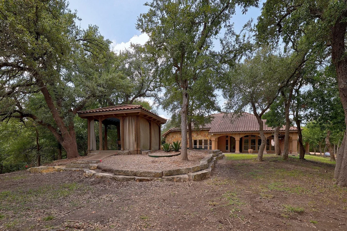 Photo of 1120 Redbird RD