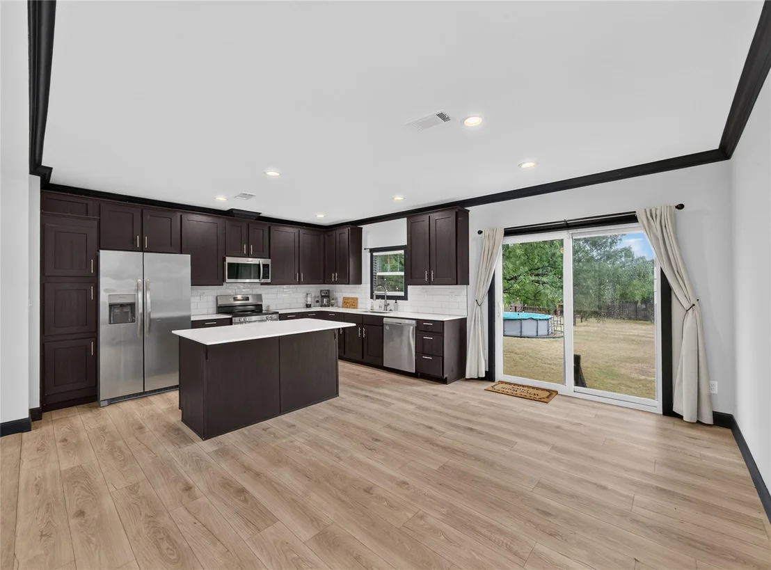 Photo of 1106 Hi Line DR