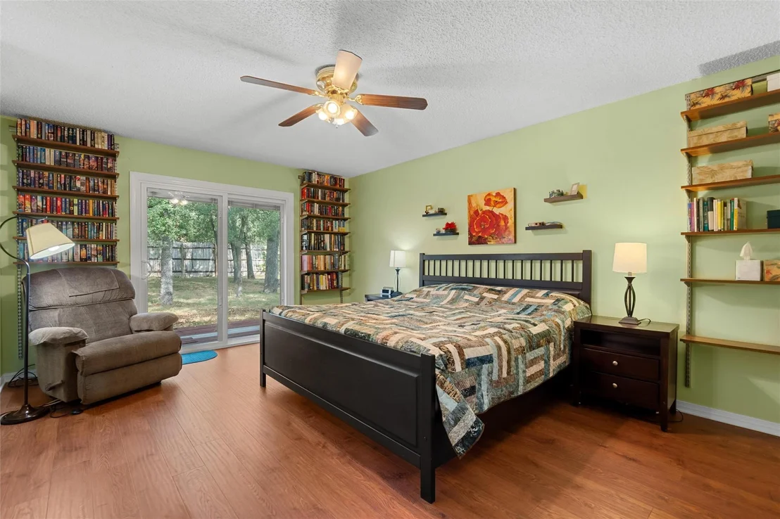 Photo of 312 Southcross RD