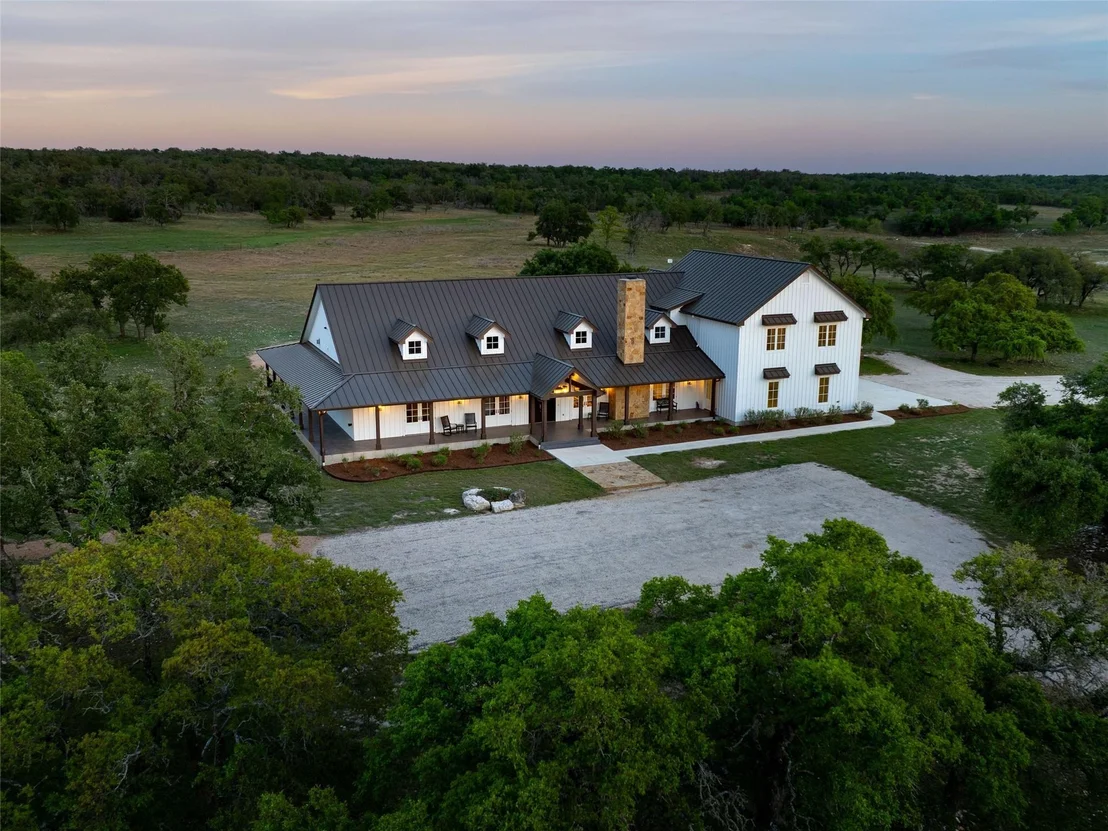 Photo of 862 Grape Creek Road
