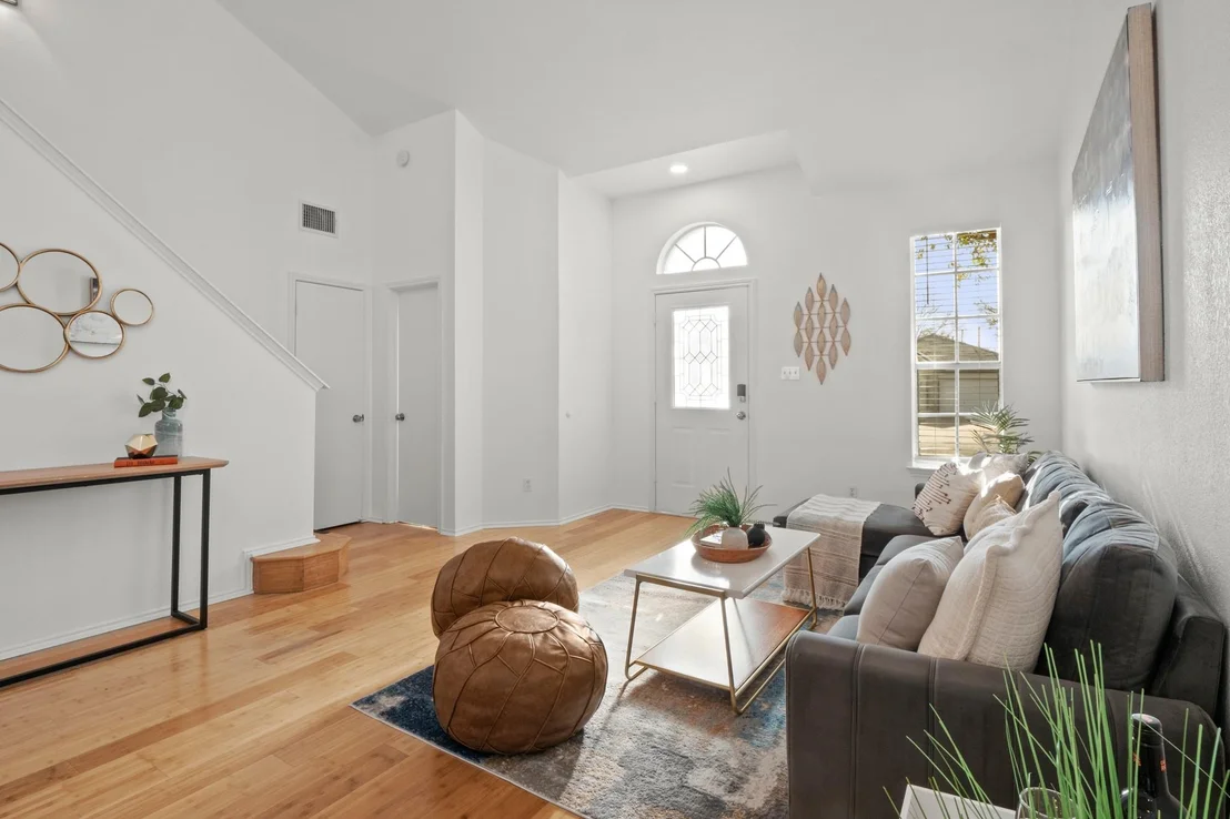 Photo of 604 S 4th ST