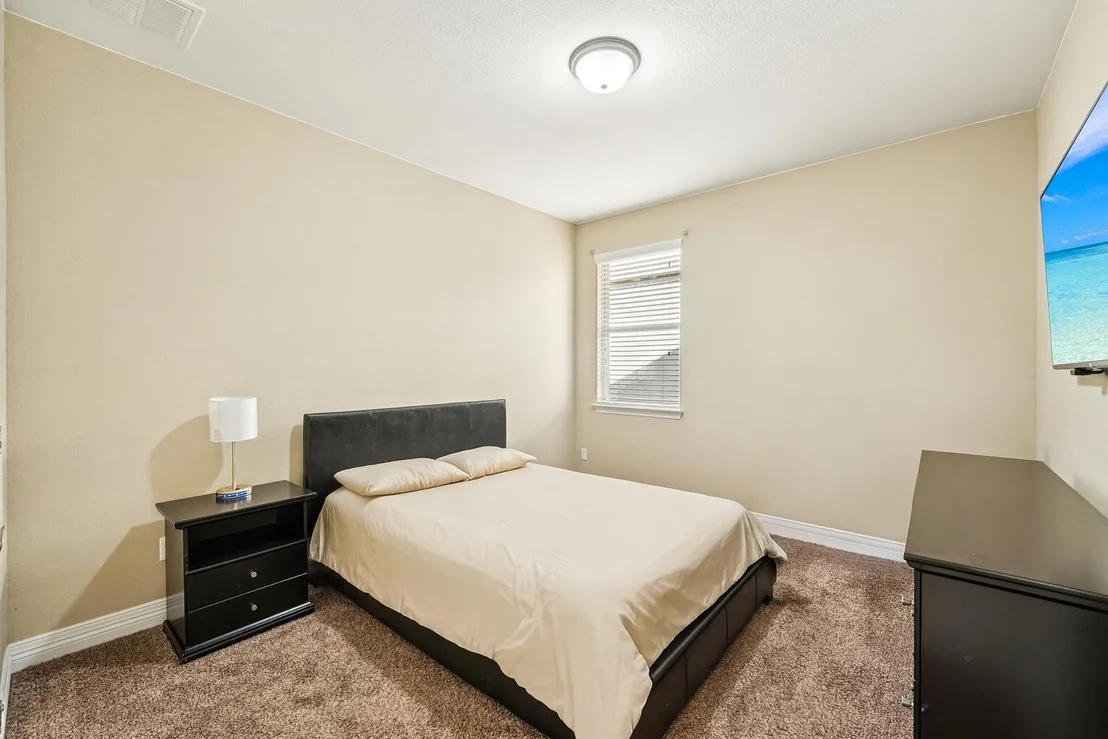 Photo of 18117 Monarch Butterfly WAY