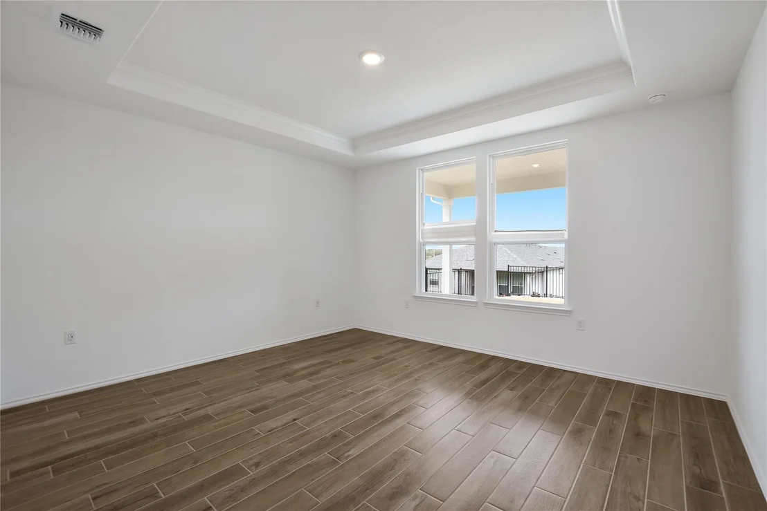 Photo of 103 Cross Bar ST