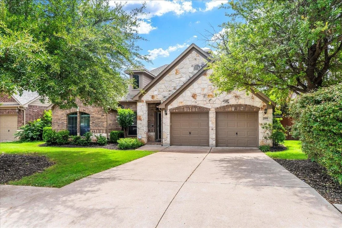 Photo of 2709 Sun Mountain DR