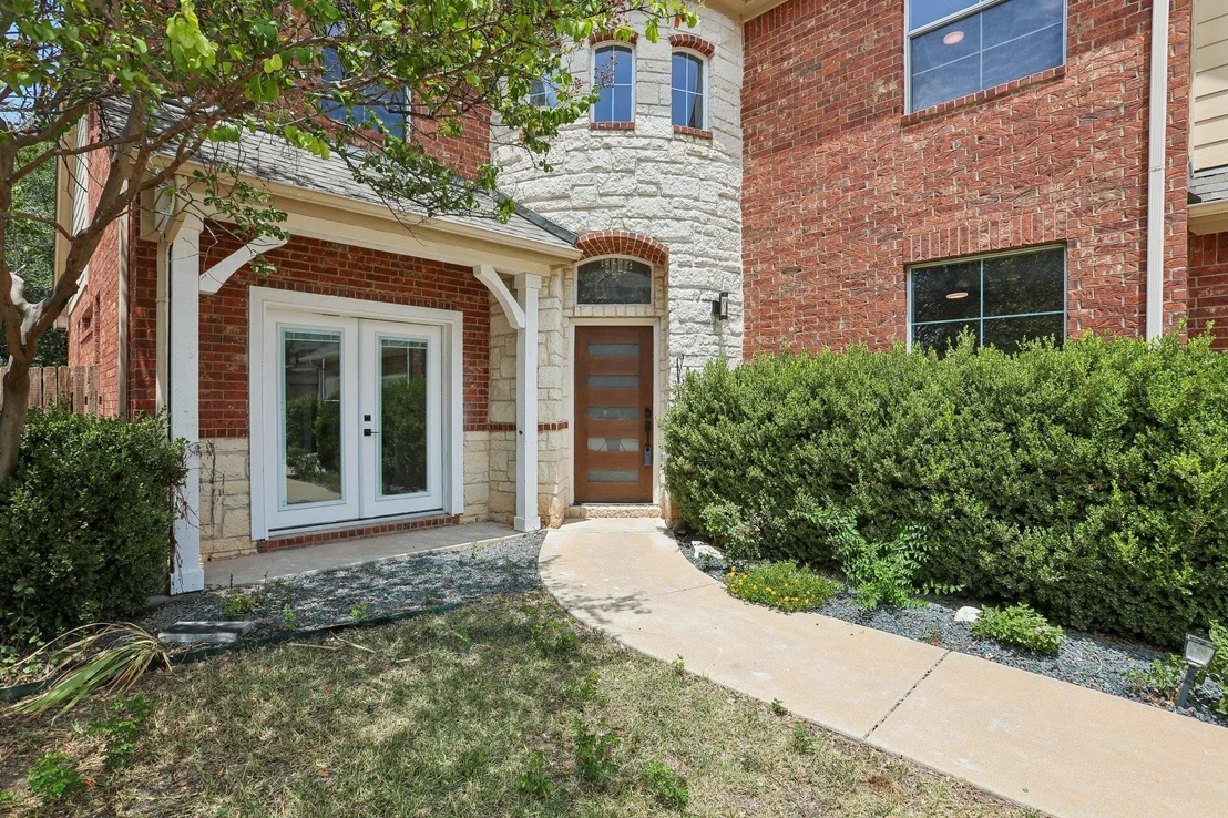 Photo of 12717 Lee Park LN