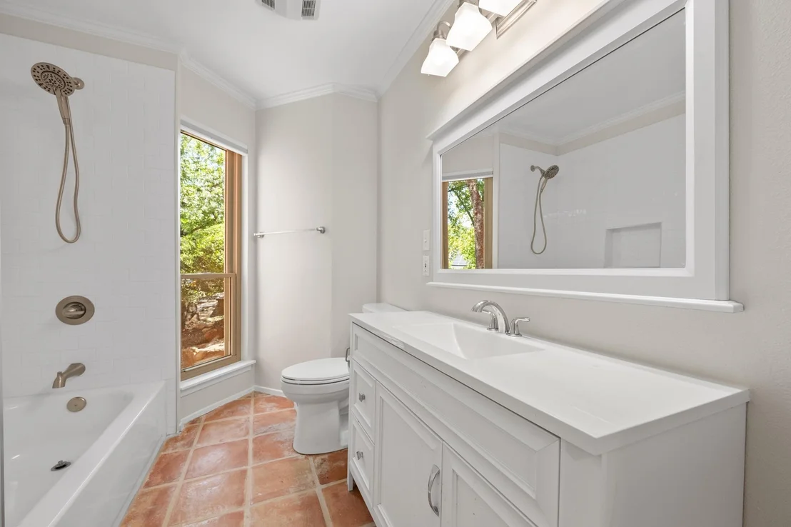 Photo of 5104 Beverly Hills DR